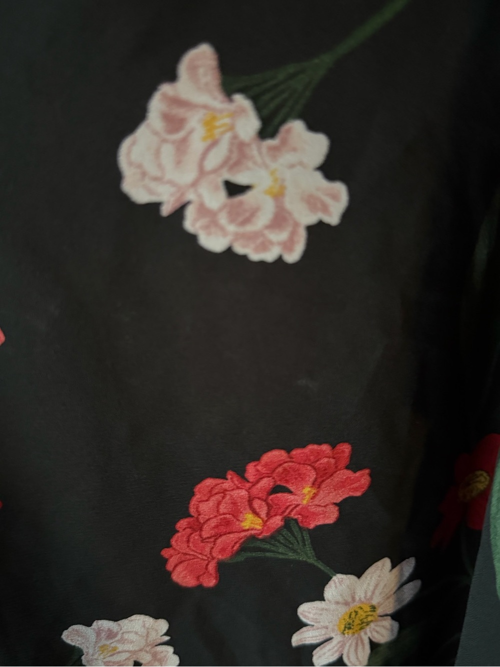 torrid Black Floral Short-Sleeve V-Neck Blouse - Picture 3 of 6